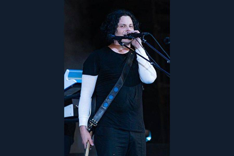 Jack White Marks 50th Birthday by Finally Getting His First Mobile Phone