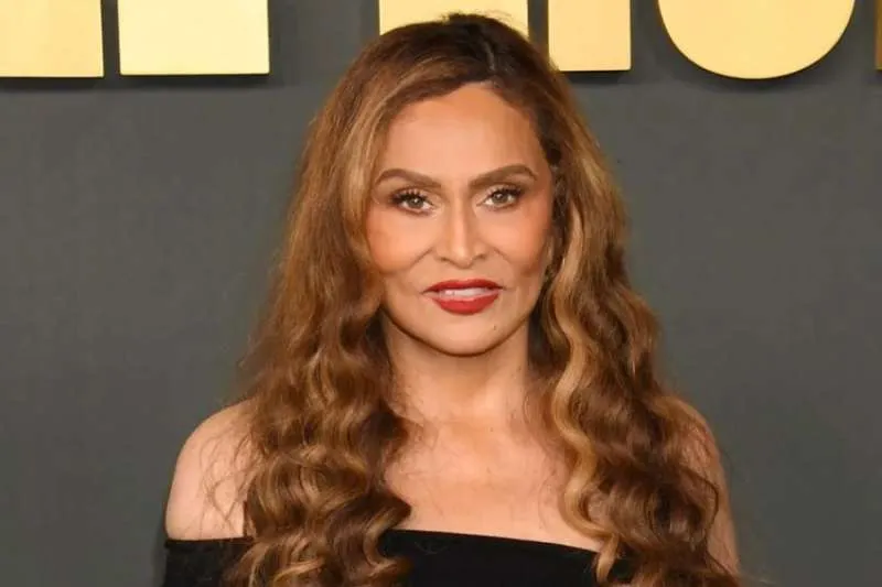 Beyoncé Tells Mum Tina Knowles to “Stop Posting So Much” About Family Online