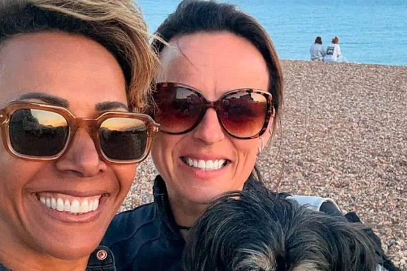 DAME KELLY HOLMES ENGAGED TO PARTNER LOUISE CULLEN AFTER LOCKDOWN LOVE STORY