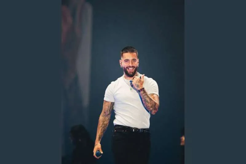 MALUMA STOPS CONCERT TO CALL OUT PARENT FOR BRINGING ONE-YEAR-OLD 