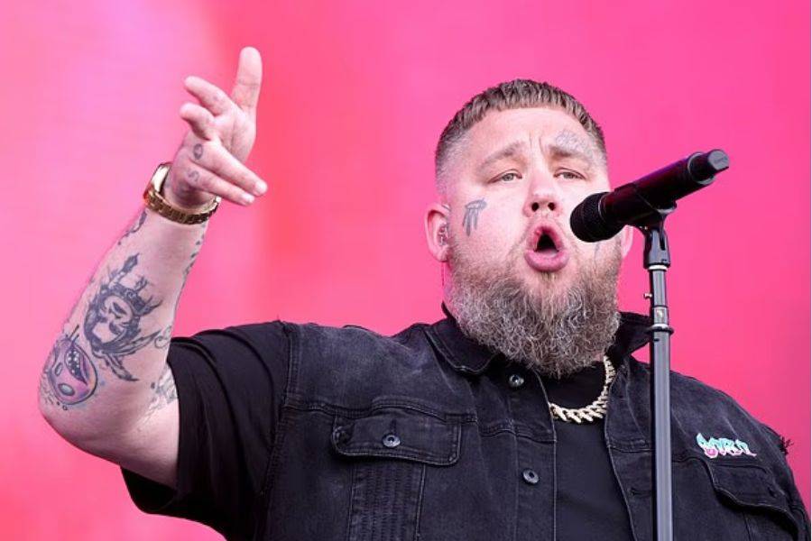 RAG’N’BONE MAN CANCELS LITHUANIAN GIG HOURS BEFORE SHOW