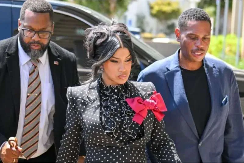 CARDI B THROWS PEN AT REPORTER AFTER BEING CLEARED IN $24M ASSAULT TRIAL