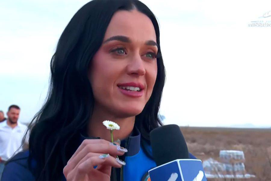 Katy Perry: "I Went to Space and I Liked It!" – Pop Star Blasts Off 