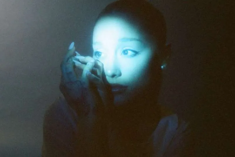 ARIANA GRANDE ADDS FIVE EXTRA LONDON SHOWS AFTER RECORD-BREAKING DEMAND ARIANA GRANDE ADDS FIVE EXTRA LONDON SHOWS AFTER RECORD-BREAKING DEMAND