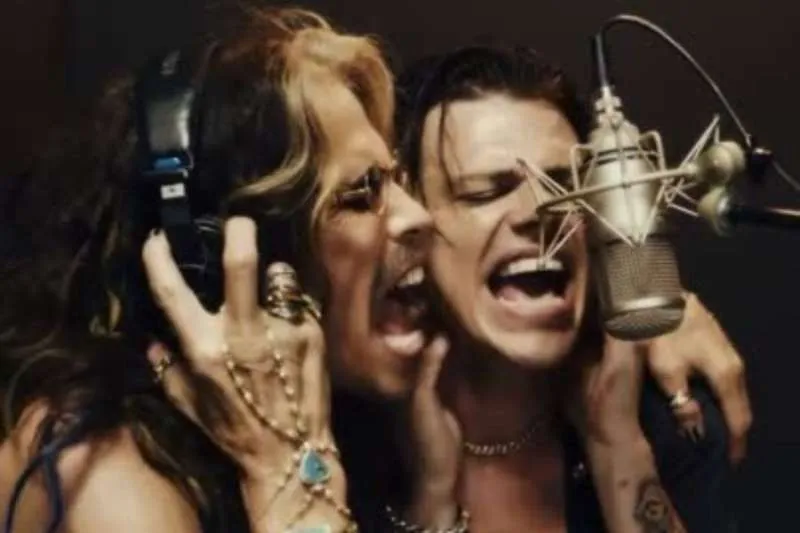 YUNGBLUD AND AEROSMITH ANNOUNCE SURPRISE COLLAB EP ‘ONE MORE TIME’ YUNGBLUD AND AEROSMITH ANNOUNCE SURPRISE COLLAB EP ‘ONE MORE TIME’