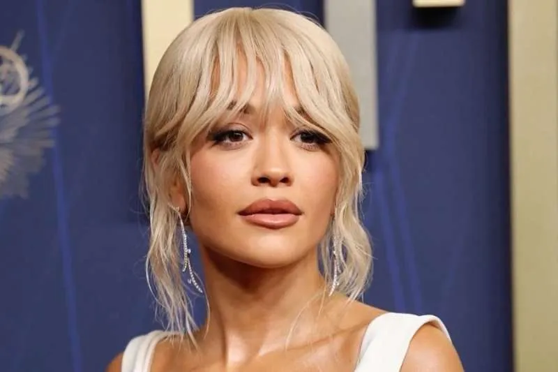  RITA ORA CLAIMS SABRINA CARPENTER HAS STOPPED TEXTING HER