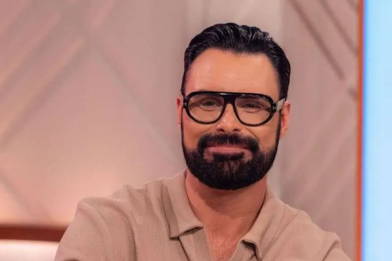 RYLAN GOES INSTAGRAM OFFICIAL WITH NEW BOYFRIEND DURING ROMANTIC GETAWAY