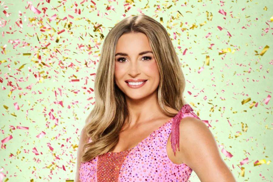 STRICTLY SHOCK: DANI DYER QUITS SHOW AFTER ANKLE FRACTURE JUST DAYS INTO SERIES