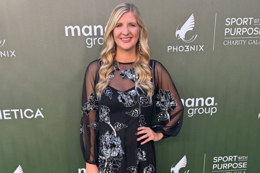 REBECCA ADLINGTON ANNOUNCES PREGNANCY WITH THIRD CHILD 