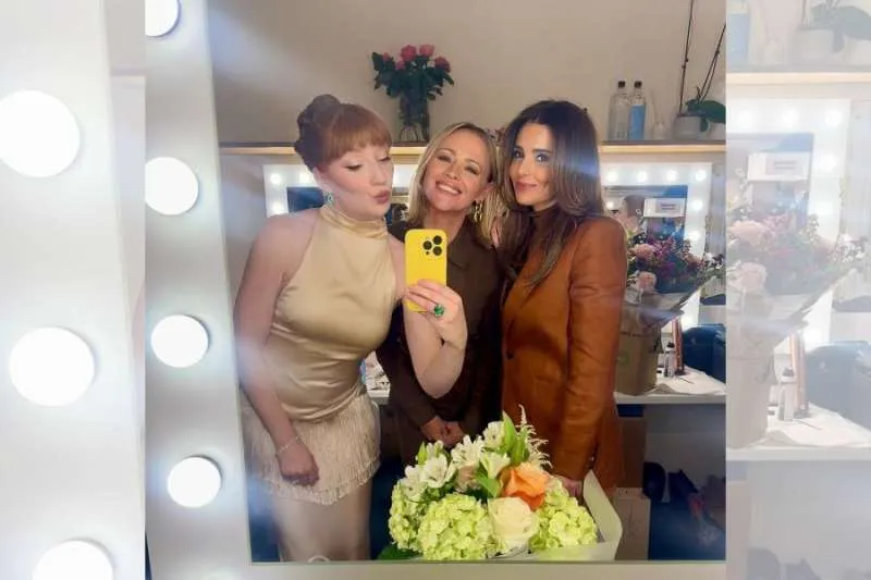 GIRLS ALOUD SUPPORT NICOLA ROBERTS AS £3.5M TOUR EARNINGS REVEALED