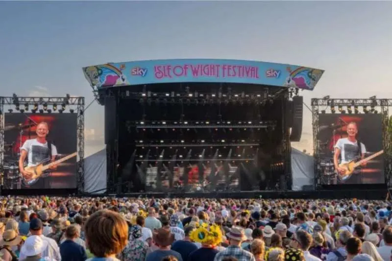 ISLE OF WIGHT FESTIVAL 2026: LEWIS CAPALDI AND CALVIN HARRIS A HEADLINERS