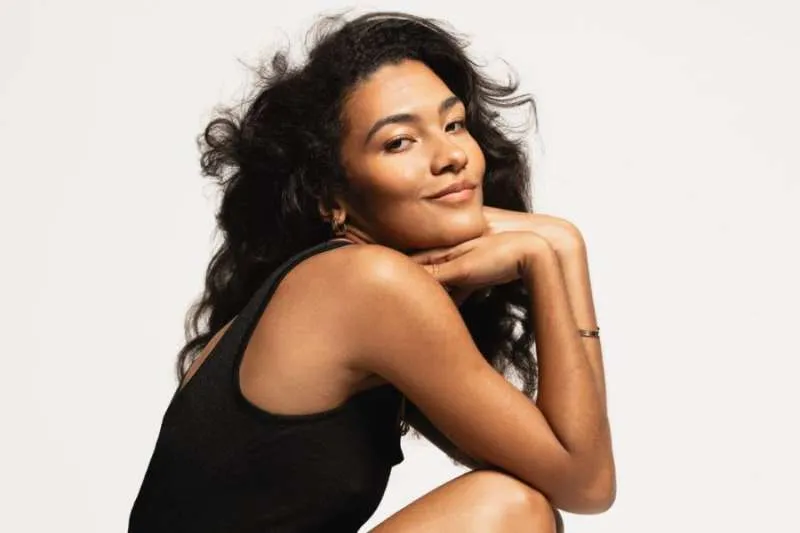 OLIVIA DEAN ADDS TWO EXTRA LONDON DATES TO 2026 O2 ARENA TOUR 