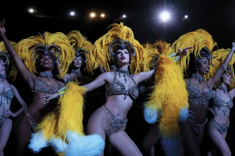 TAYLOR SWIFT ANNOUNCES NEW DOCUSERIES AND CONCERT FILM: “THE END OF AN ERA”