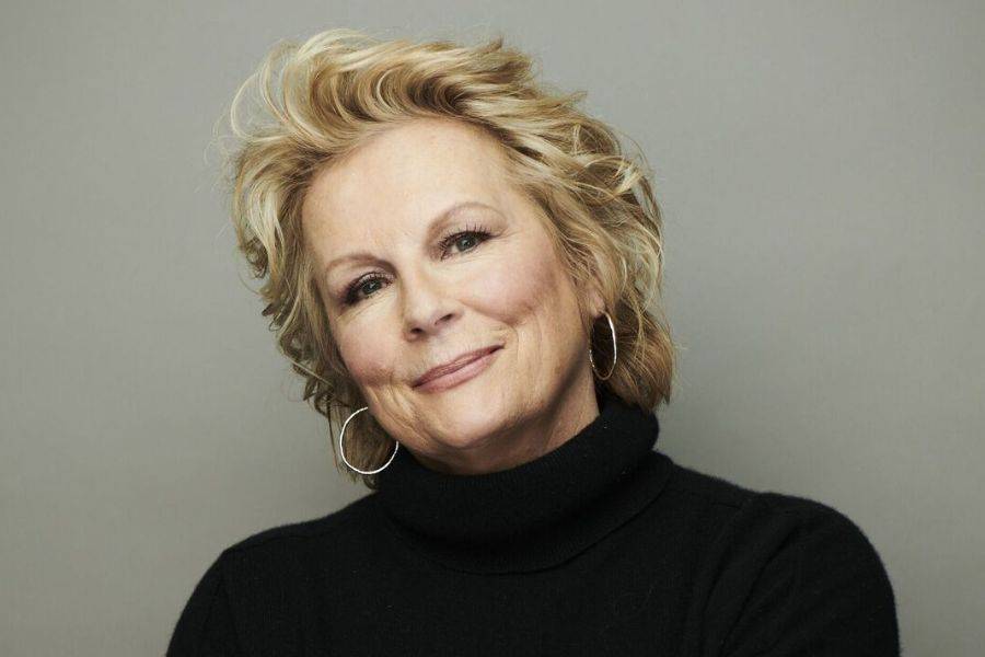 JENNIFER SAUNDERS LAUNCHES MISSION TO HELP THE PLANET WITH INSPIRING NEW AUDIOBOOK