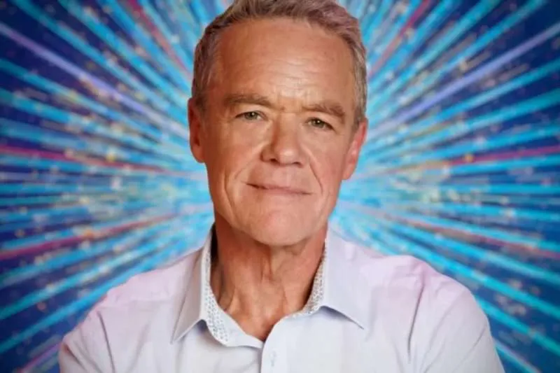STRICTLY SHOCK: STEFAN DENNIS FORCED TO QUIT AFTER CALF INJURY