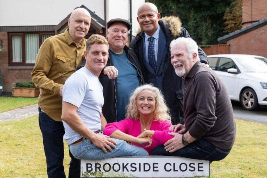 HOLLYOAKS MEETS BROOKSIDE: ICONIC SOAP RETURNS FOR HISTORIC CROSSOVER 