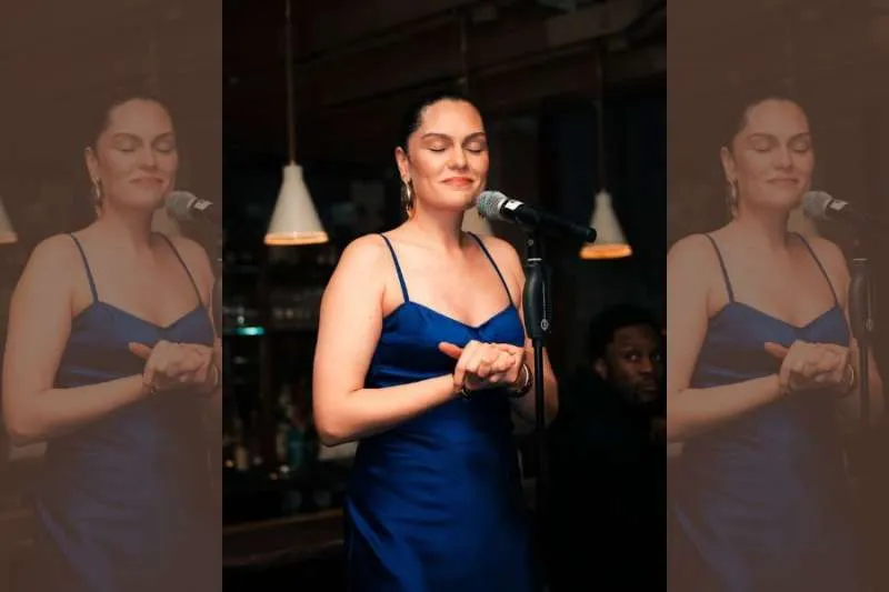 JESSIE J REVEALS SECOND BREAST CANCER SURGERY HAS BEEN DELAYED 