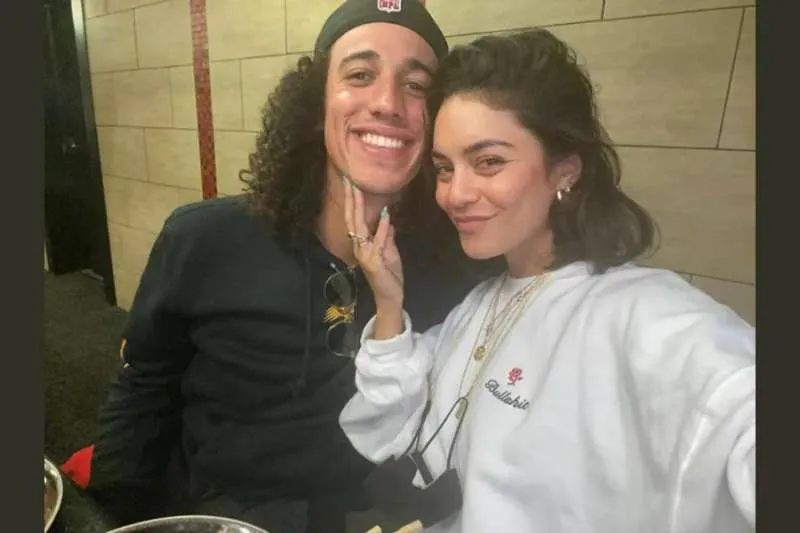 VANESSA HUDGENS WELCOMES NEW BABY IN HEARTWARMING HOSPITAL POST VANESSA HUDGENS WELCOMES NEW BABY IN HEARTWARMING HOSPITAL POST