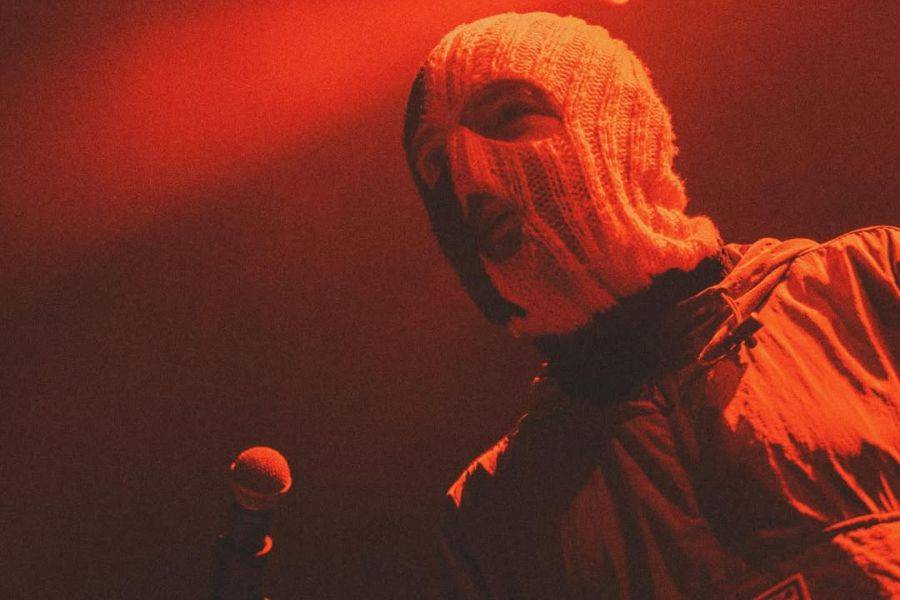 Calls to Ban Controversial Band Kneecap from Glastonbury Line-Up 