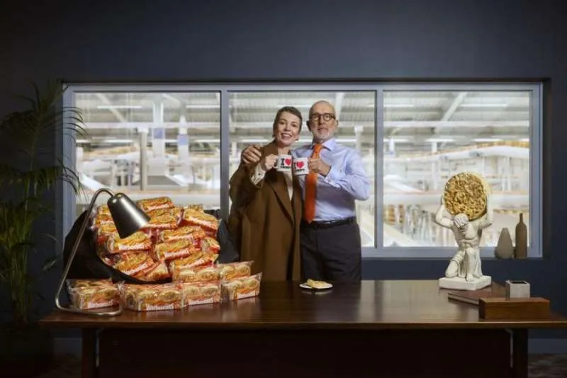 Olivia Colman Steals the Show (and the Crumpets!) in New Warburtons Ad Olivia Colman Steals the Show (and the Crumpets!) in New Warburtons Ad