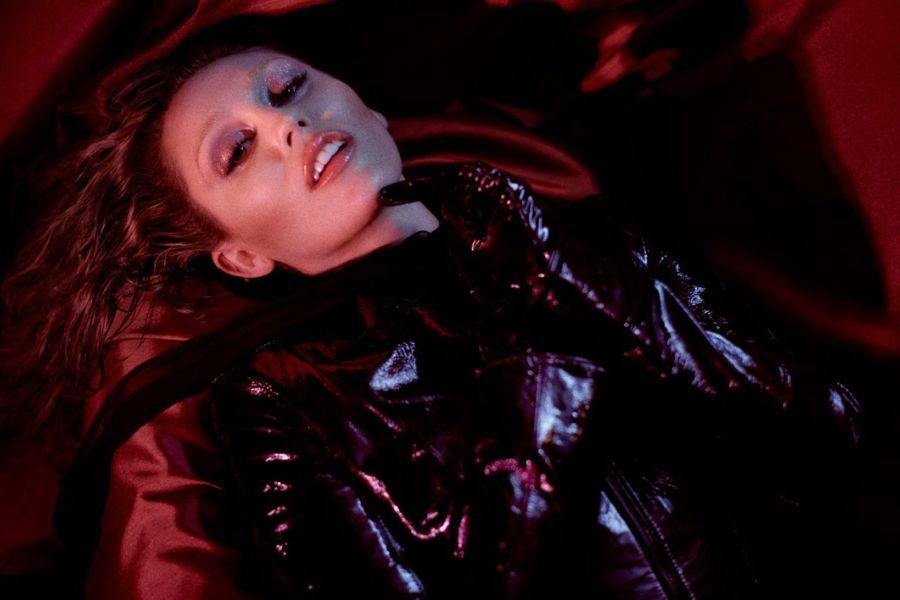 Miley Cyrus New Track ‘More To Lose’ played to a Room Full of Exes