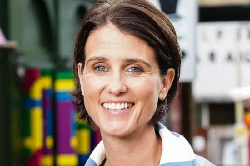 EASTENDERS STAR HEATHER PEACE REVEALS BREAST CANCER DIAGNOSIS