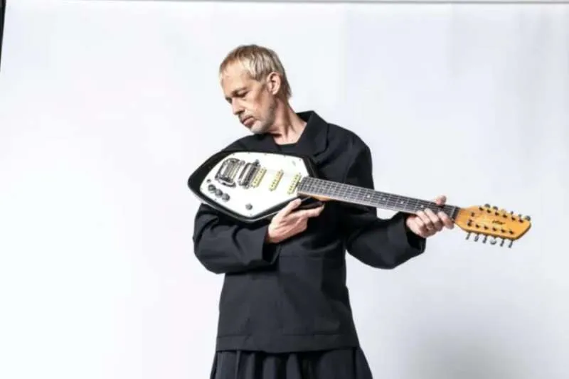 OASIS REUNION TOUR CONFIRMED: ANDY BELL RETURNS TO THE LINE-UP