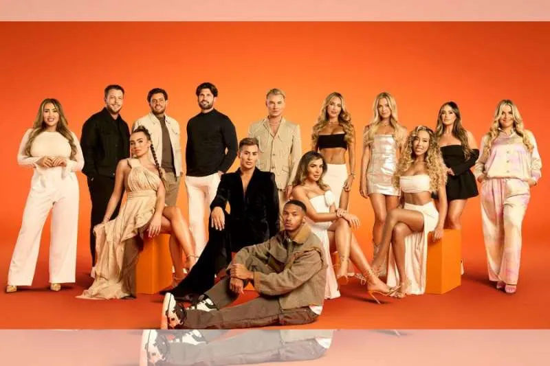 TOWIE: Cast Set for £150,000 Portugal Getaway to Celebrate 15th Anniversary TOWIE: Cast Set for £150,000 Portugal Getaway to Celebrate 15th Anniversary