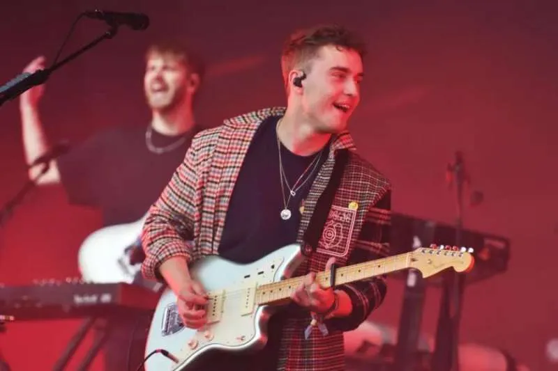 SAM FENDER’S BELFAST GIG IN JEOPARDY AMID VENUE SAFETY ROW