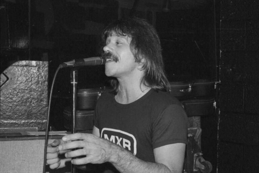 REO SPEEDWAGON’S TERRY LUTTRELL IN HORROR CAR CRASH 