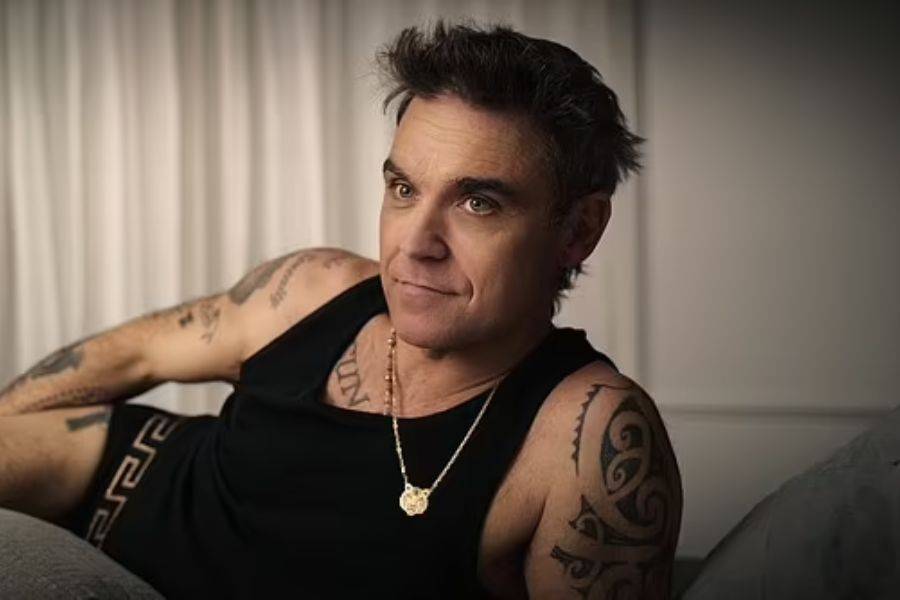 Robbie Williams Opens Up About Return of Depression After a Decade