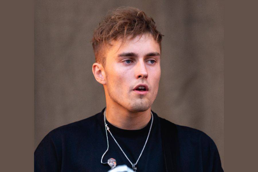 Sam Fender to Launch Booze Brand – And That’s Just the Start!