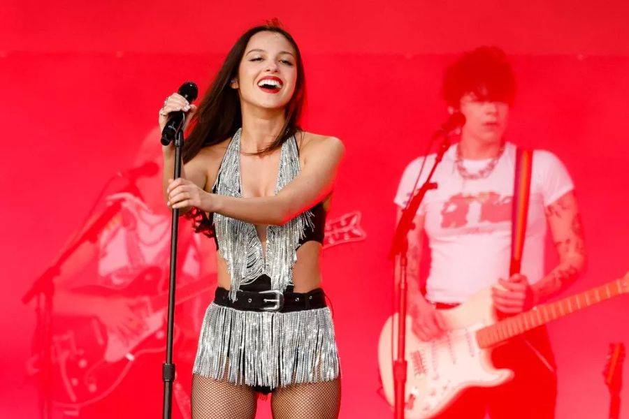 Olivia Rodrigo Stuns Hyde Park Crowd with Surprise Ed Sheeran Duet Ahead of Glastonbury Set